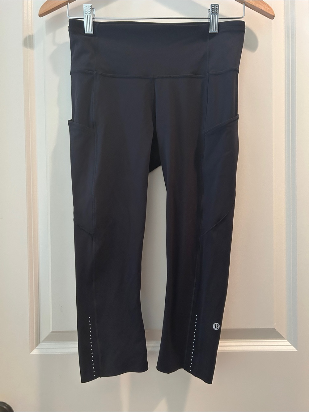 Lululemon Fast Free Crop ll 19”LeggingsW6AS5S Pockets/waist pouches size 6 black